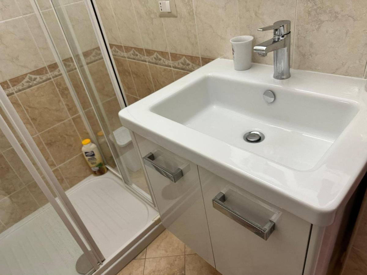 Apartamento Roma Chic Residenza Gemelli Exterior foto